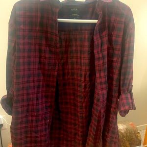 Men’s Plaid Button Down Top